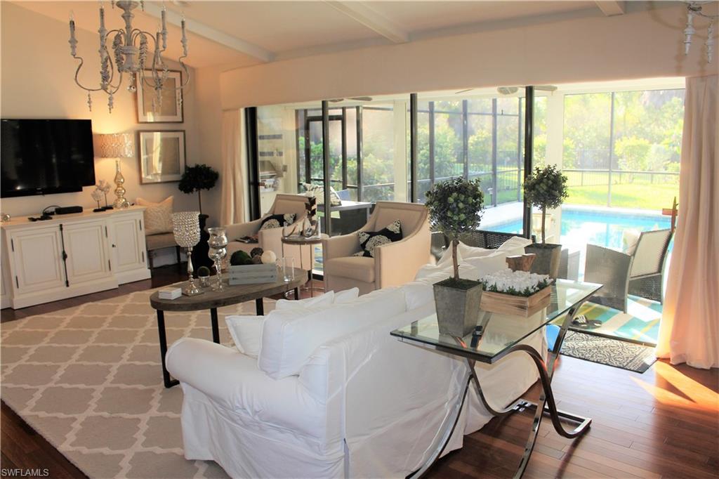 VANDERBILT LAKES - Residential