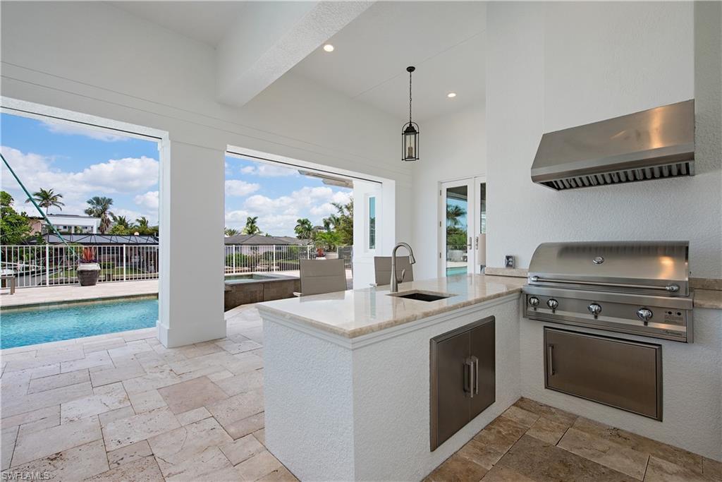 AQUALANE SHORES - Residential