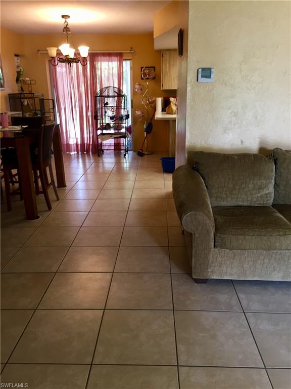 SAN CARLOS PARK - Residential