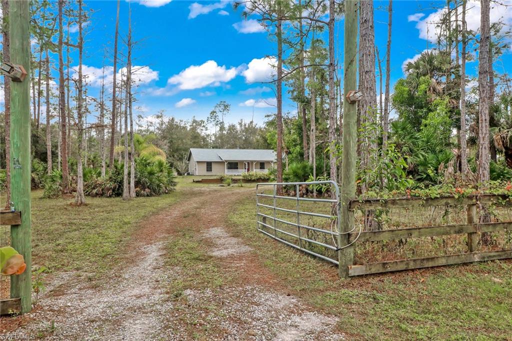 H.15341 - NICE HOUSE ON OVER 2 ACRES!  BRAND NEW ROOF.  COME SEE THIS ONE!