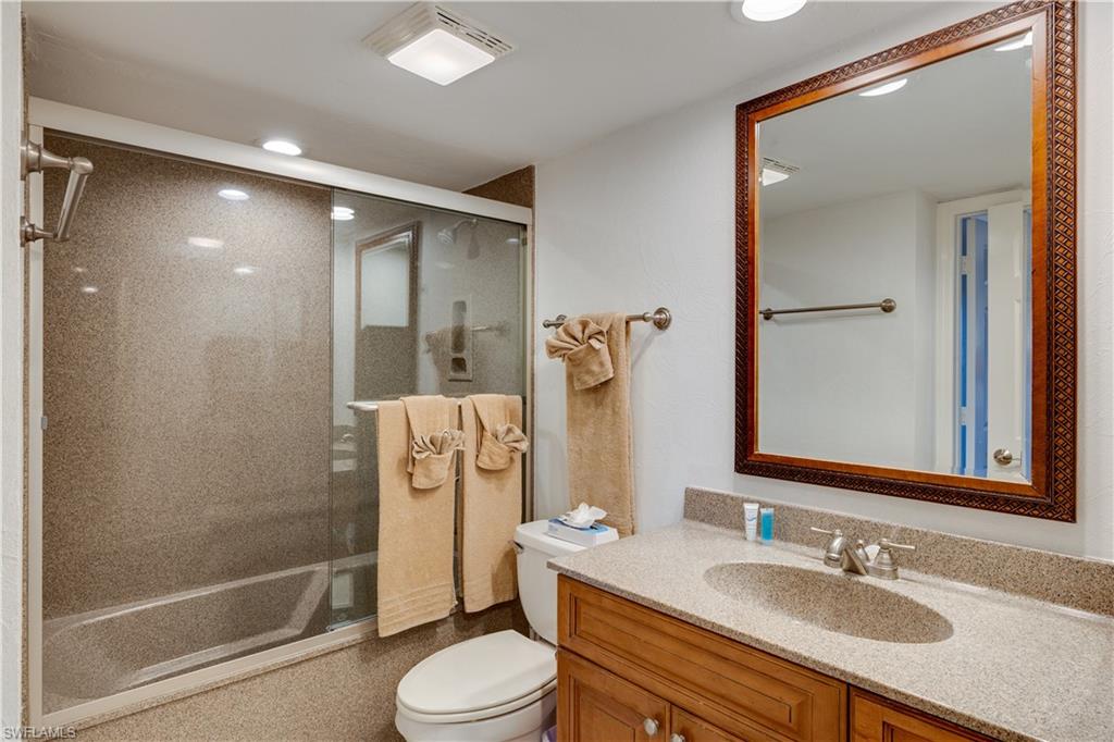 POINTE SANTO DE SANIBEL CONDO - Residential