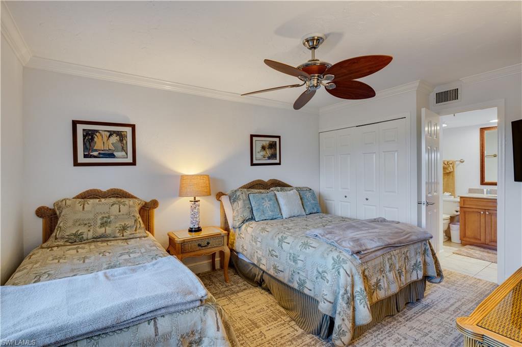 POINTE SANTO DE SANIBEL CONDO - Residential