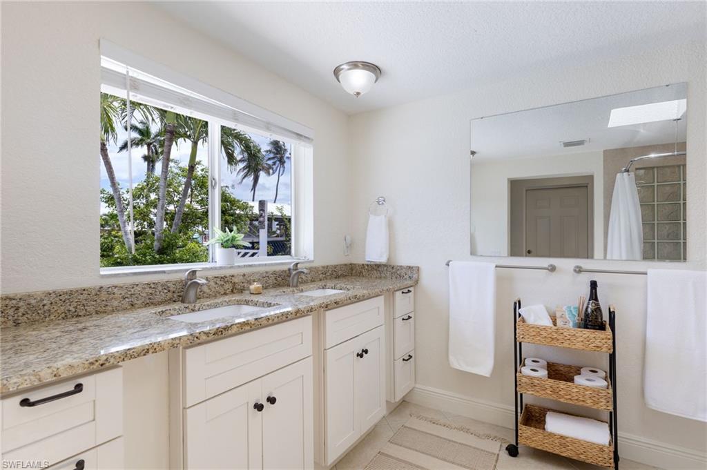 BAYVIEW ACRES - Residential