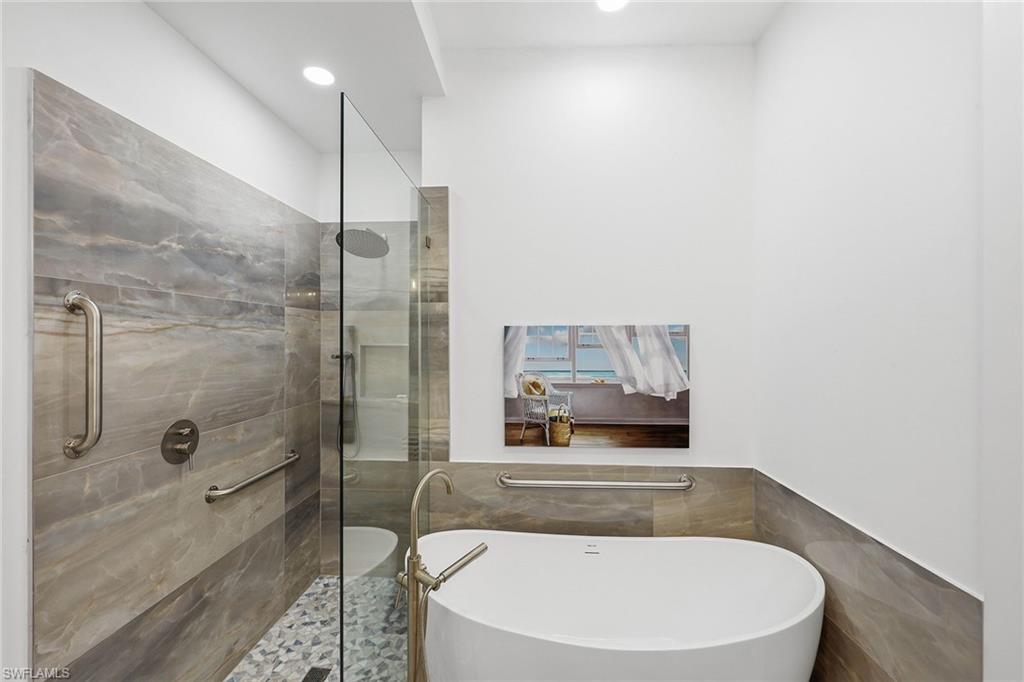 SUN TERRACE - Residential Lease