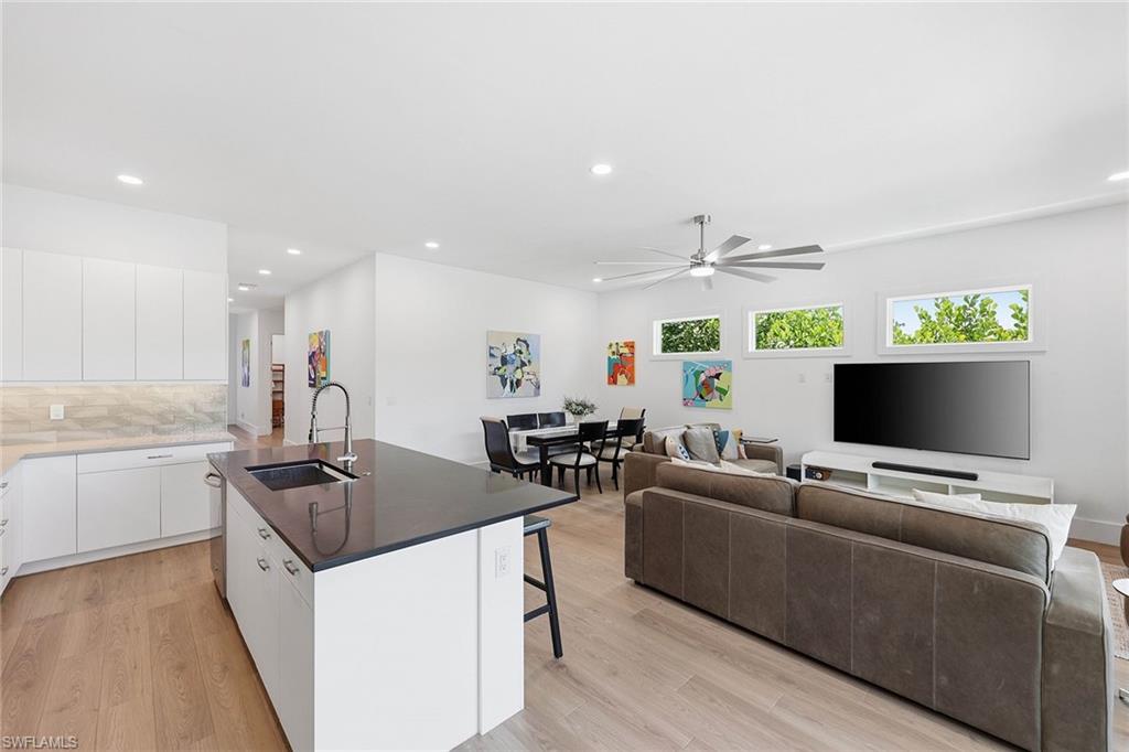 SUN TERRACE - Residential Lease