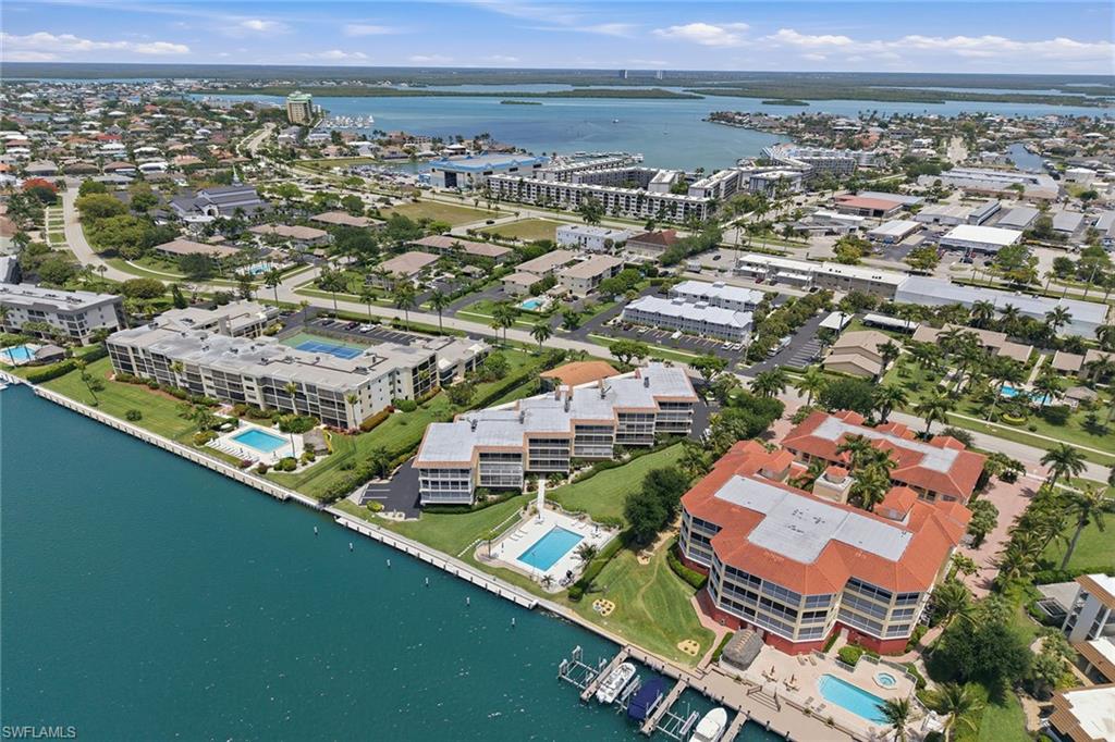 VILLA DEL MARE OF MARCO ISLAND - Residential