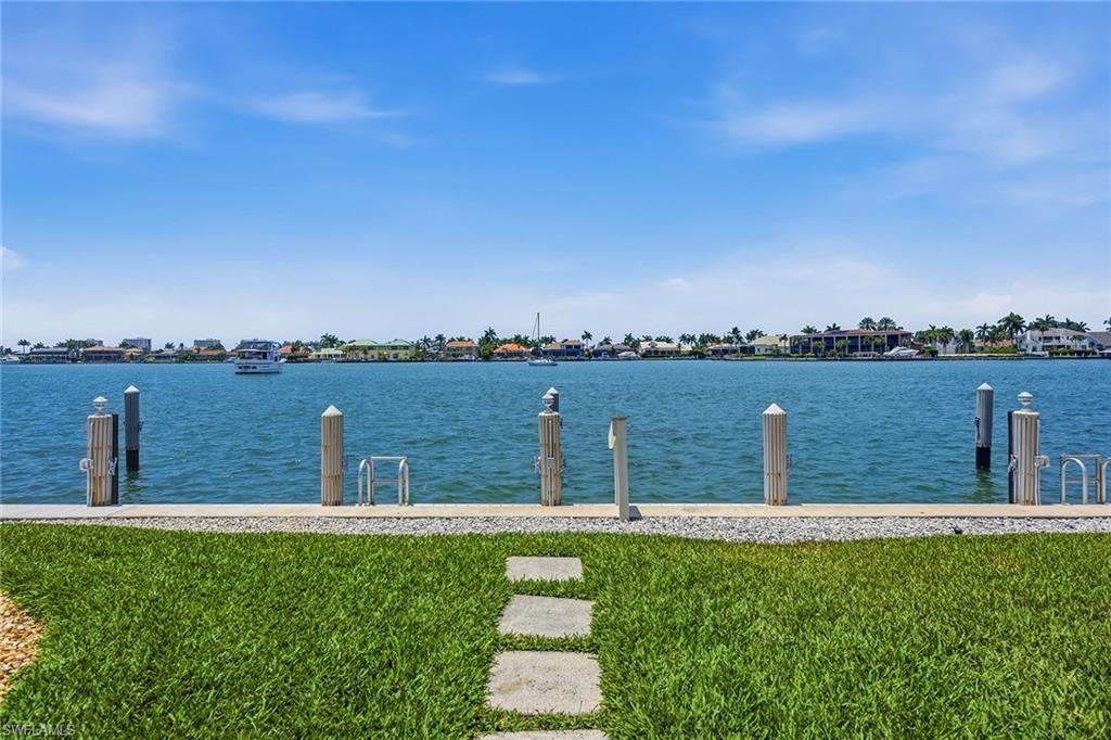 VILLA DEL MARE OF MARCO ISLAND - Residential