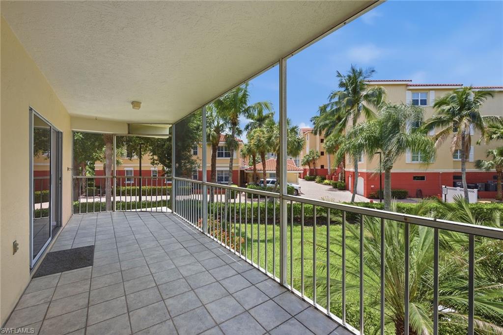 VILLA DEL MARE OF MARCO ISLAND - Residential