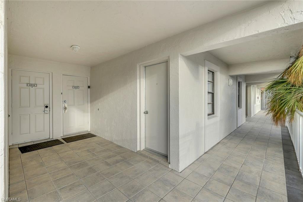 BAYSIDE VILLAS - Residential