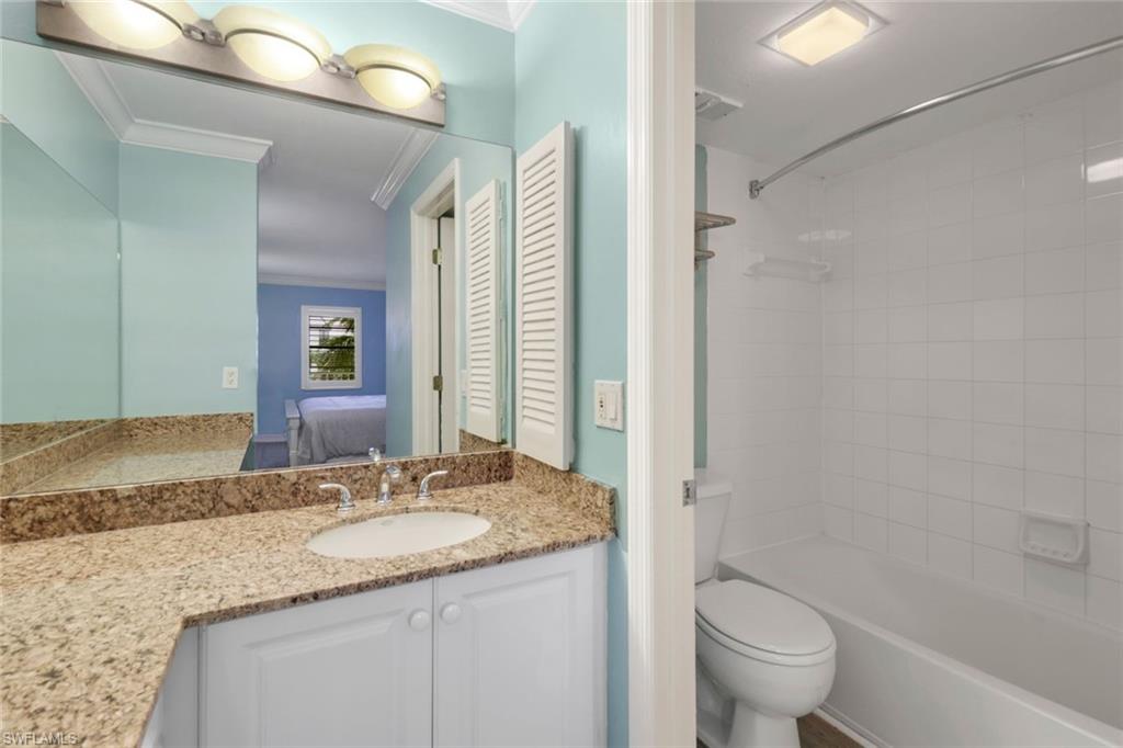 BAYSIDE VILLAS - Residential