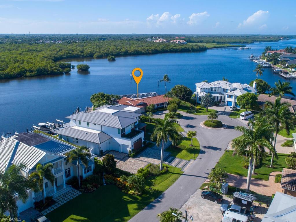 ROYAL HARBOR - Residential
