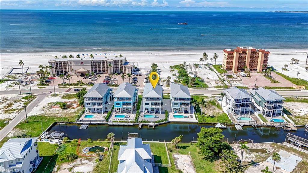 ISLAND SHORES - Residential