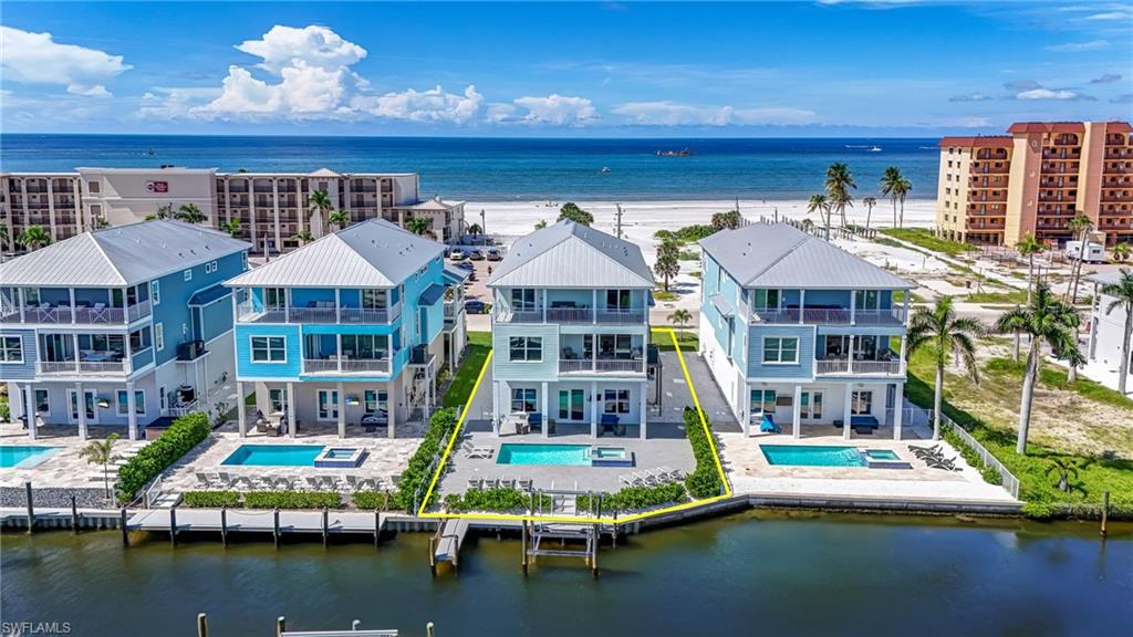 ISLAND SHORES - Residential