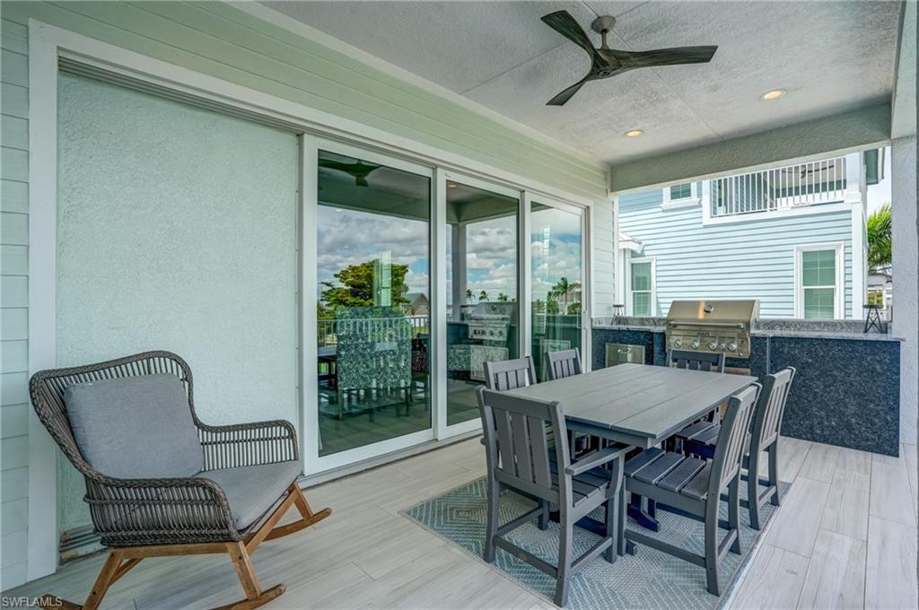 ISLAND SHORES - Residential