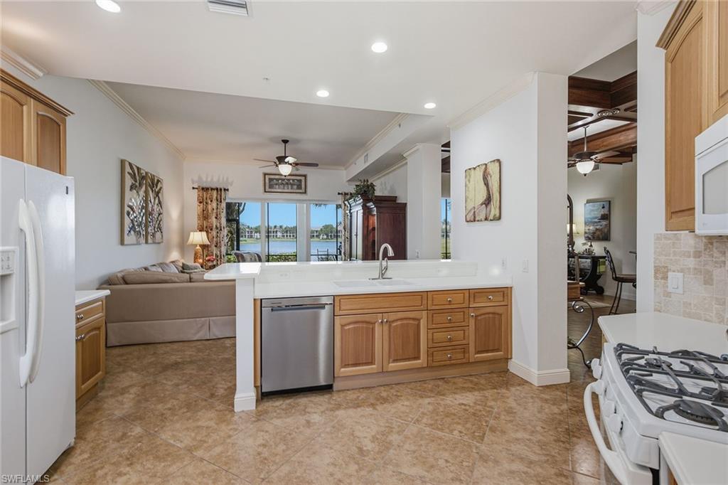 LAGUNA - Residential