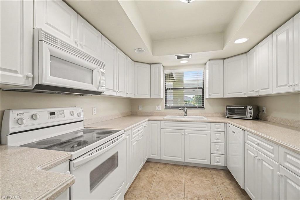 BAYSHORE CONDO - Residential