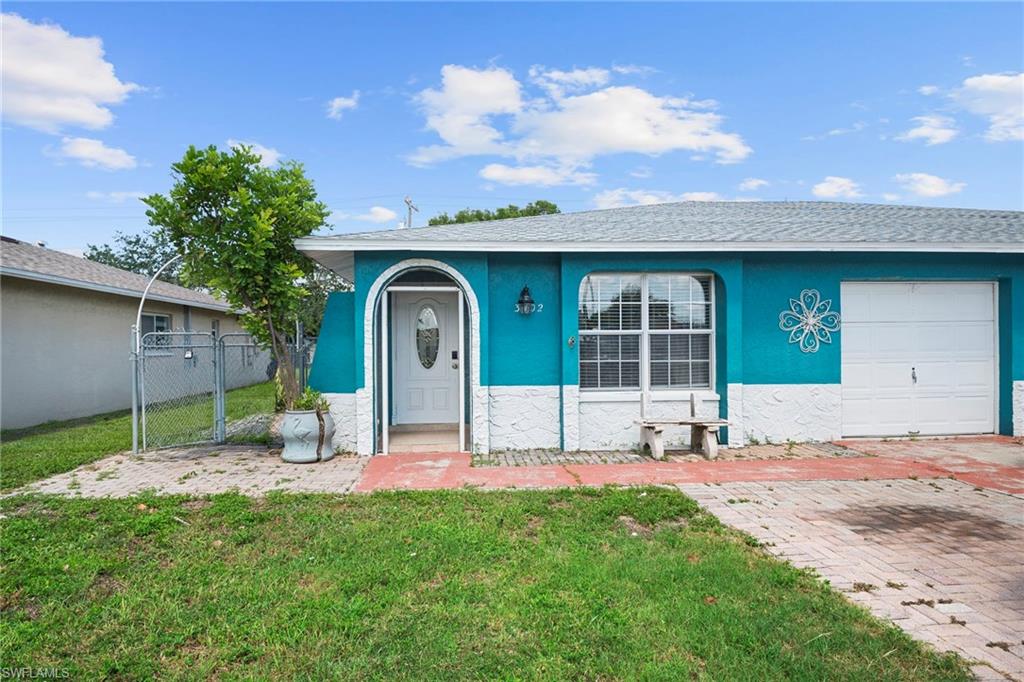 CAPE CORAL - Residential Lease