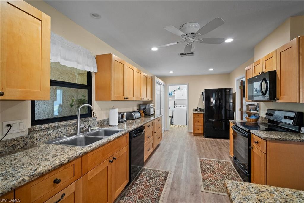 WHISKEY CREEK VILLAGE GREEN - Residential