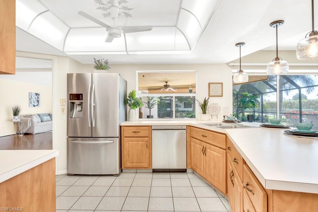 PALM RIVER ESTATES - Residential