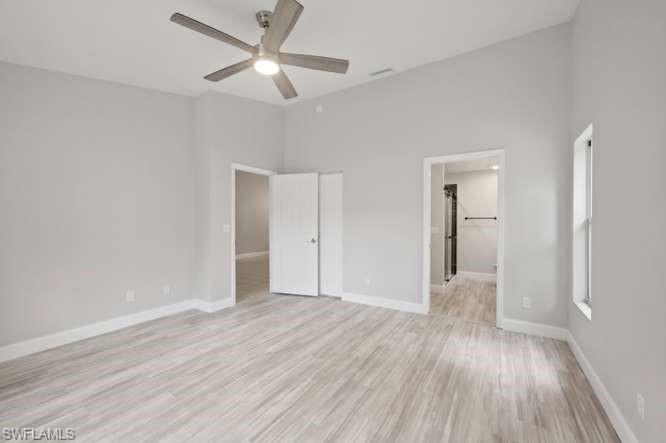 ROYAL VILLAS - Residential