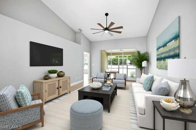ROYAL VILLAS - Residential
