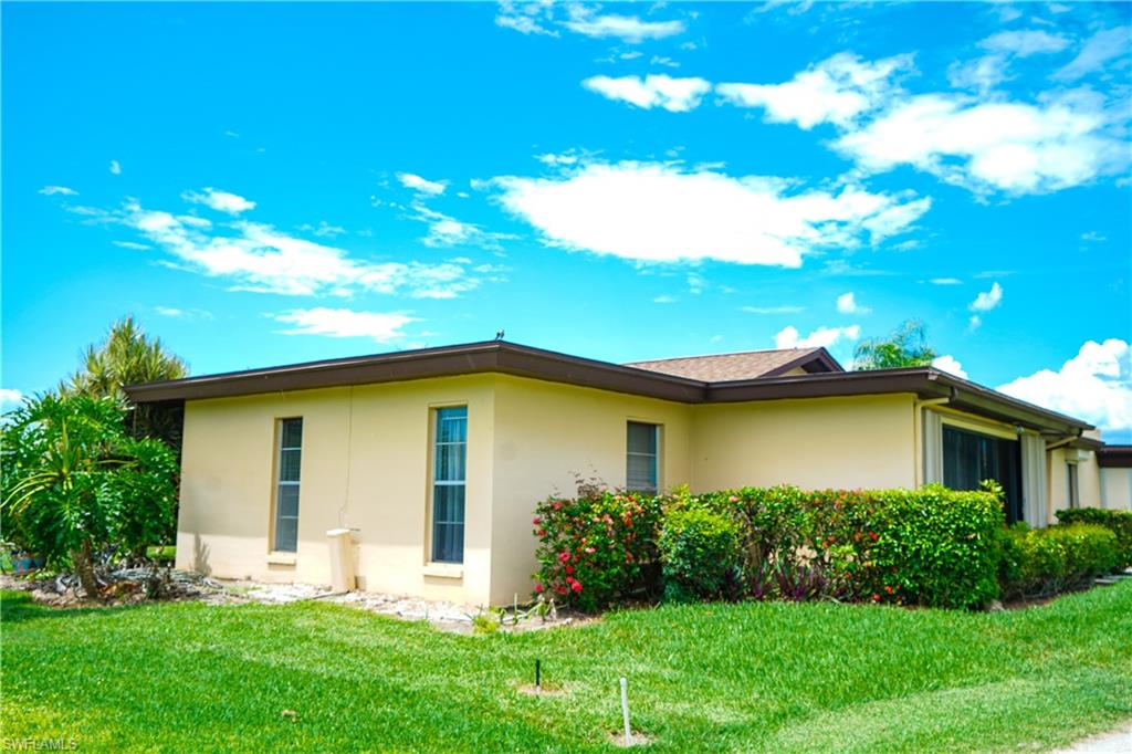 LAKEWOOD VILLAS - Residential Lease