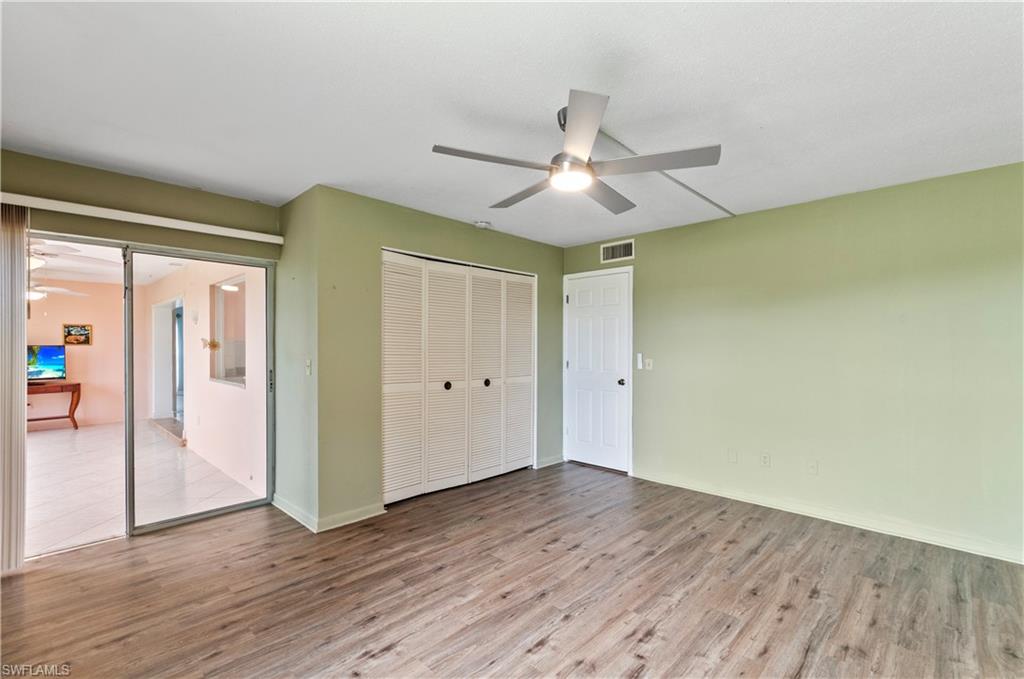 LAKEWOOD VILLAS - Residential Lease