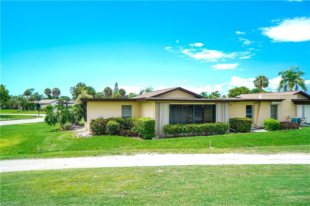 LAKEWOOD VILLAS - Residential Lease