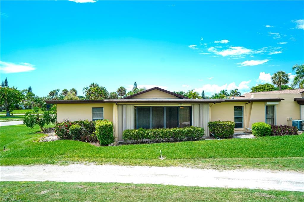 LAKEWOOD VILLAS - Residential Lease