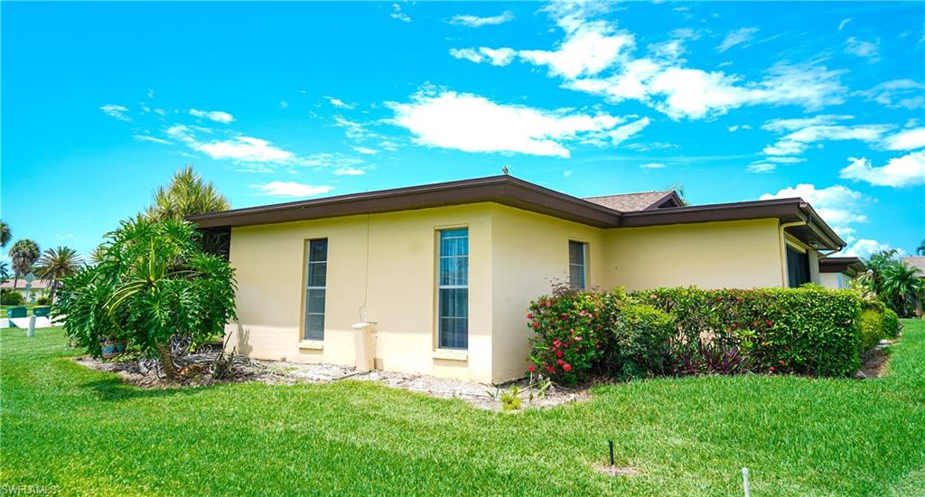 LAKEWOOD VILLAS - Residential Lease