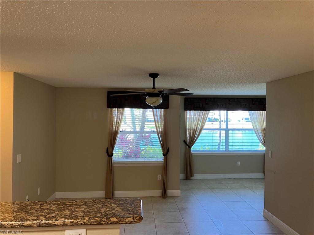 VENETIAN PALMS - Residential