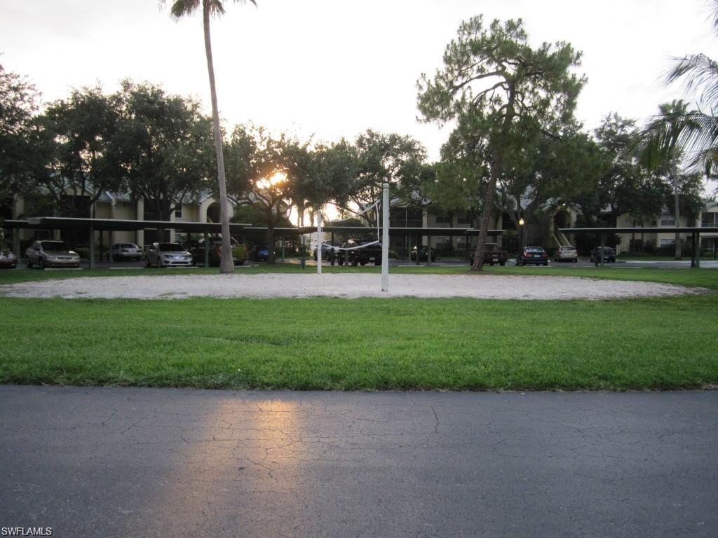 VENETIAN PALMS - Residential