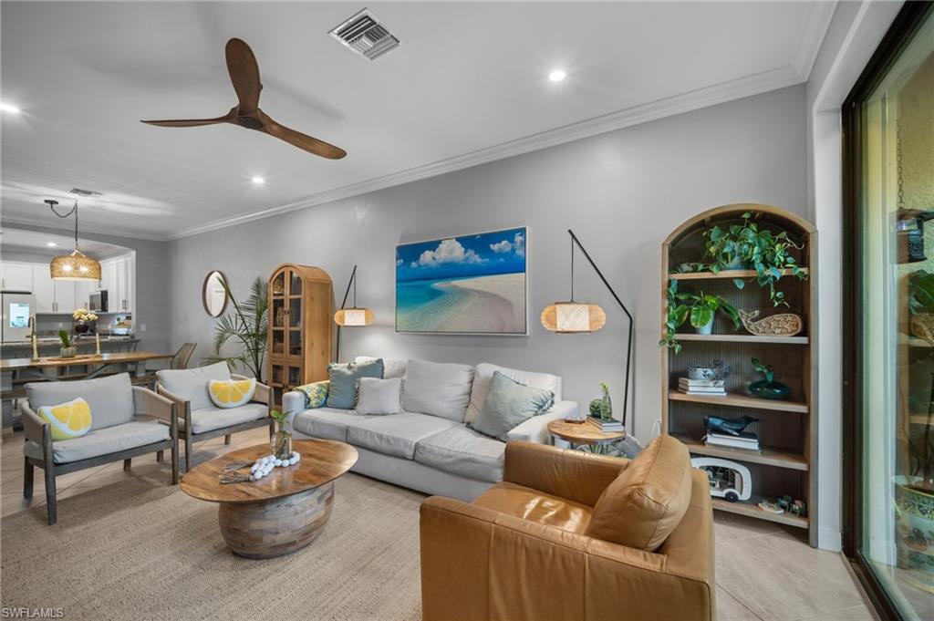 VENETIAN POINTE - Residential