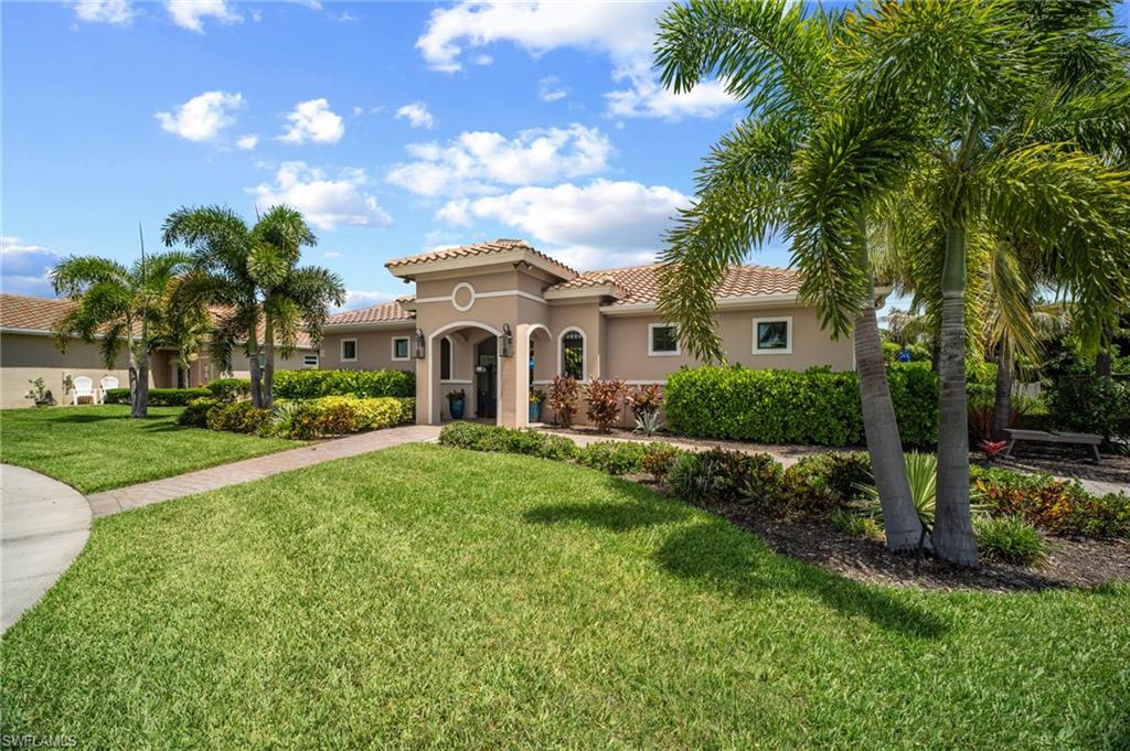 VENETIAN POINTE - Residential