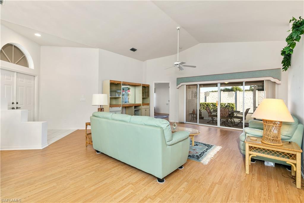 SABAL SPRINGS GOLF AND RACQUET CLUB - Residential