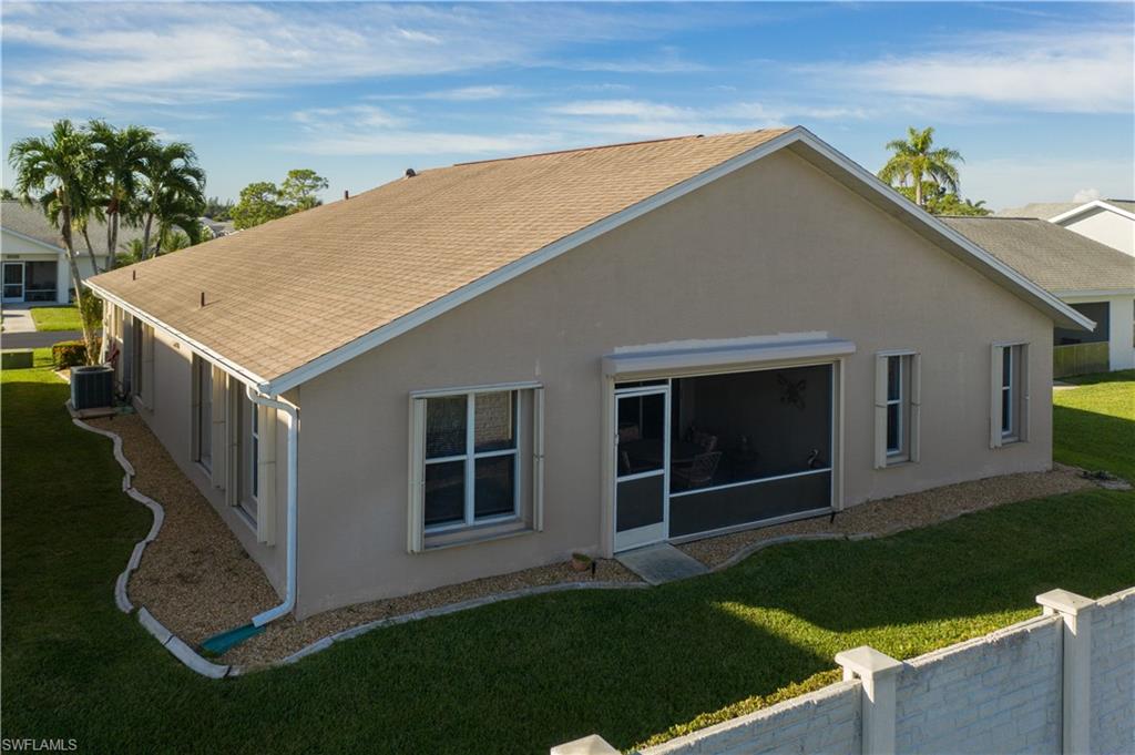 SABAL SPRINGS GOLF AND RACQUET CLUB - Residential