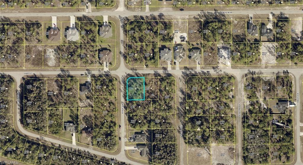 LEHIGH ACRES - Land