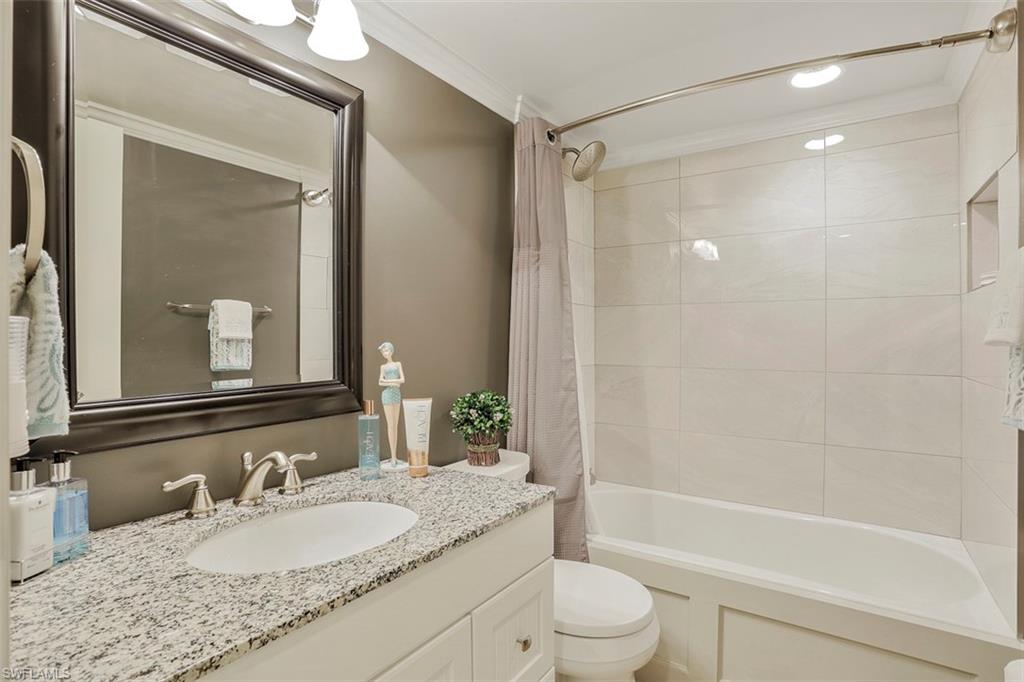 COUNTRY CLUB PLACE CONDO - Residential