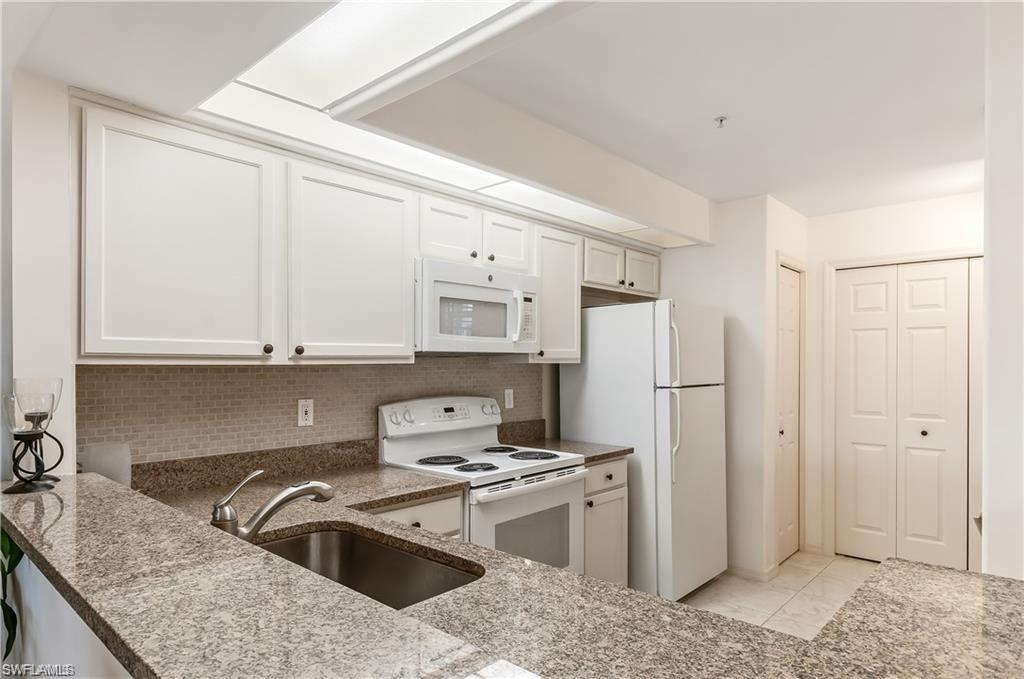 WATERFORD - Residential Lease