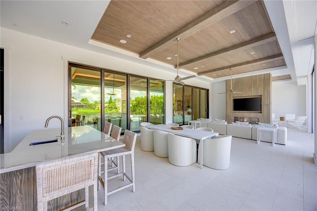 PARK SHORE - Residential