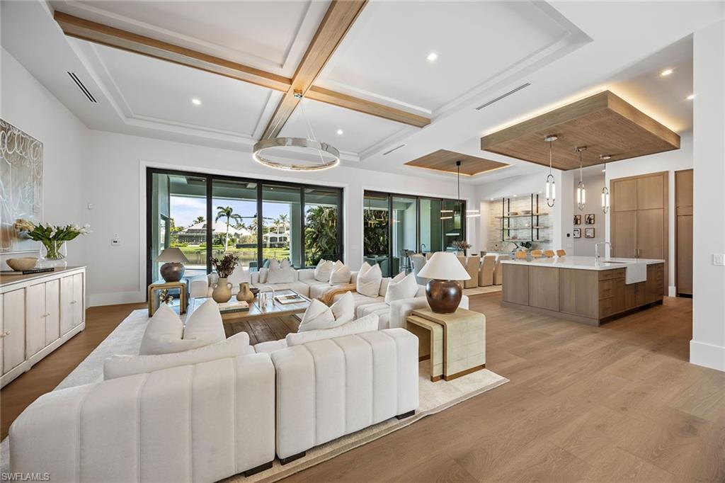 PARK SHORE - Residential