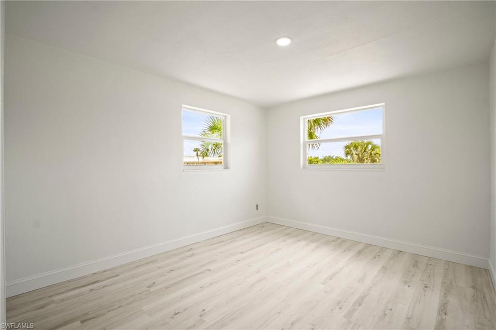 SHADOWLAWN AT NAPLES - Residential Income