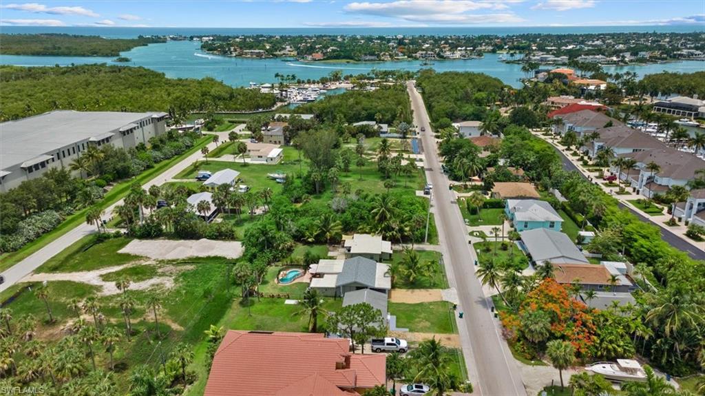 NAPLES BAYVIEW - Residential