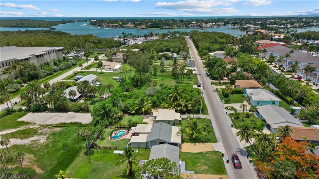 NAPLES BAYVIEW - Residential