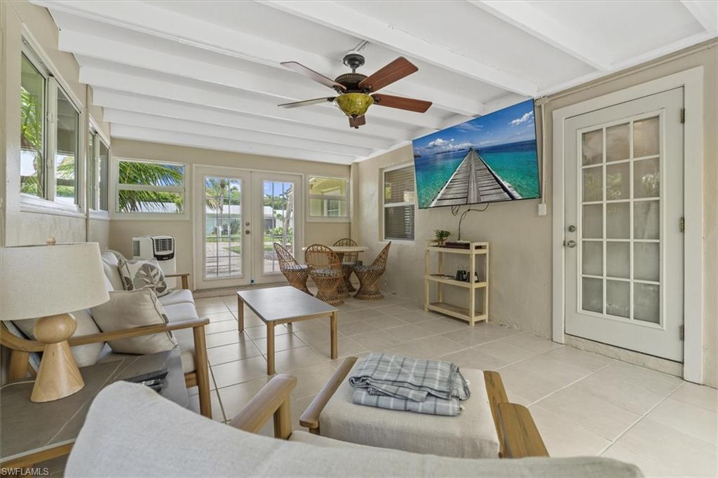 NAPLES BAYVIEW - Residential