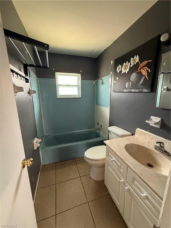 PINE MANOR - Residential Income