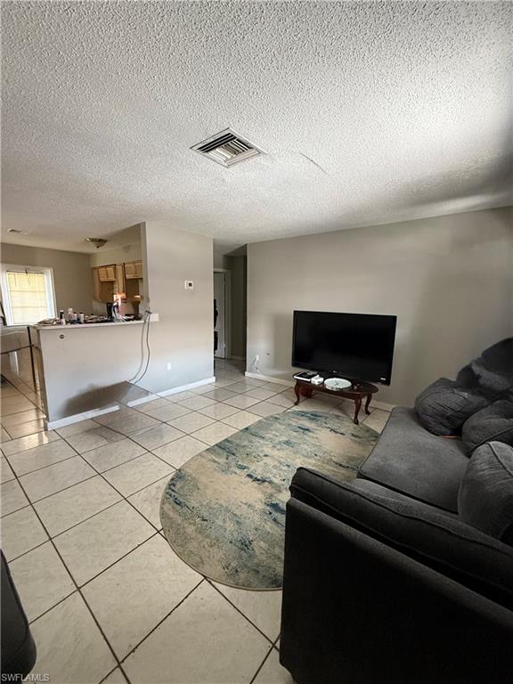 PINE MANOR - Residential Income