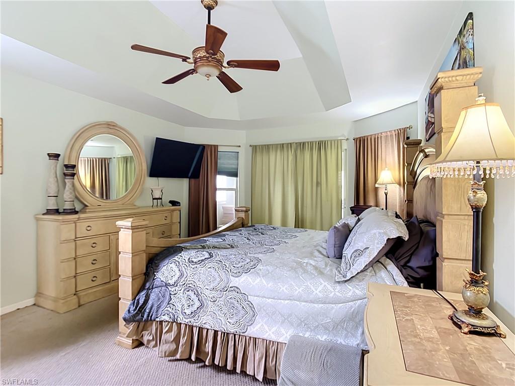 HAMPTON LAKES - Residential