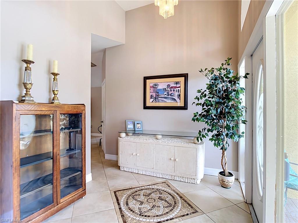 HAMPTON LAKES - Residential