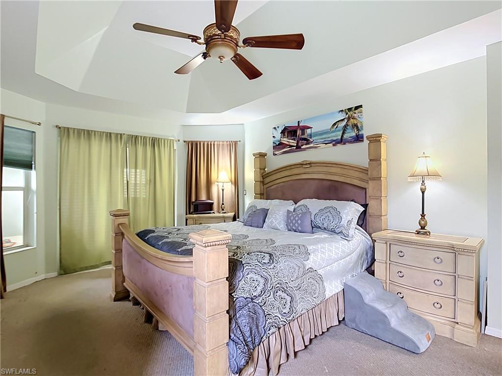 HAMPTON LAKES - Residential